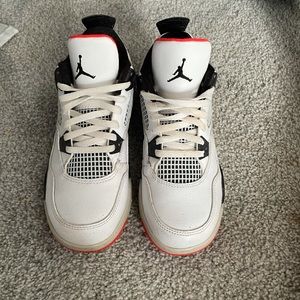 Shoes Jordan’s worn 3 or 4 times